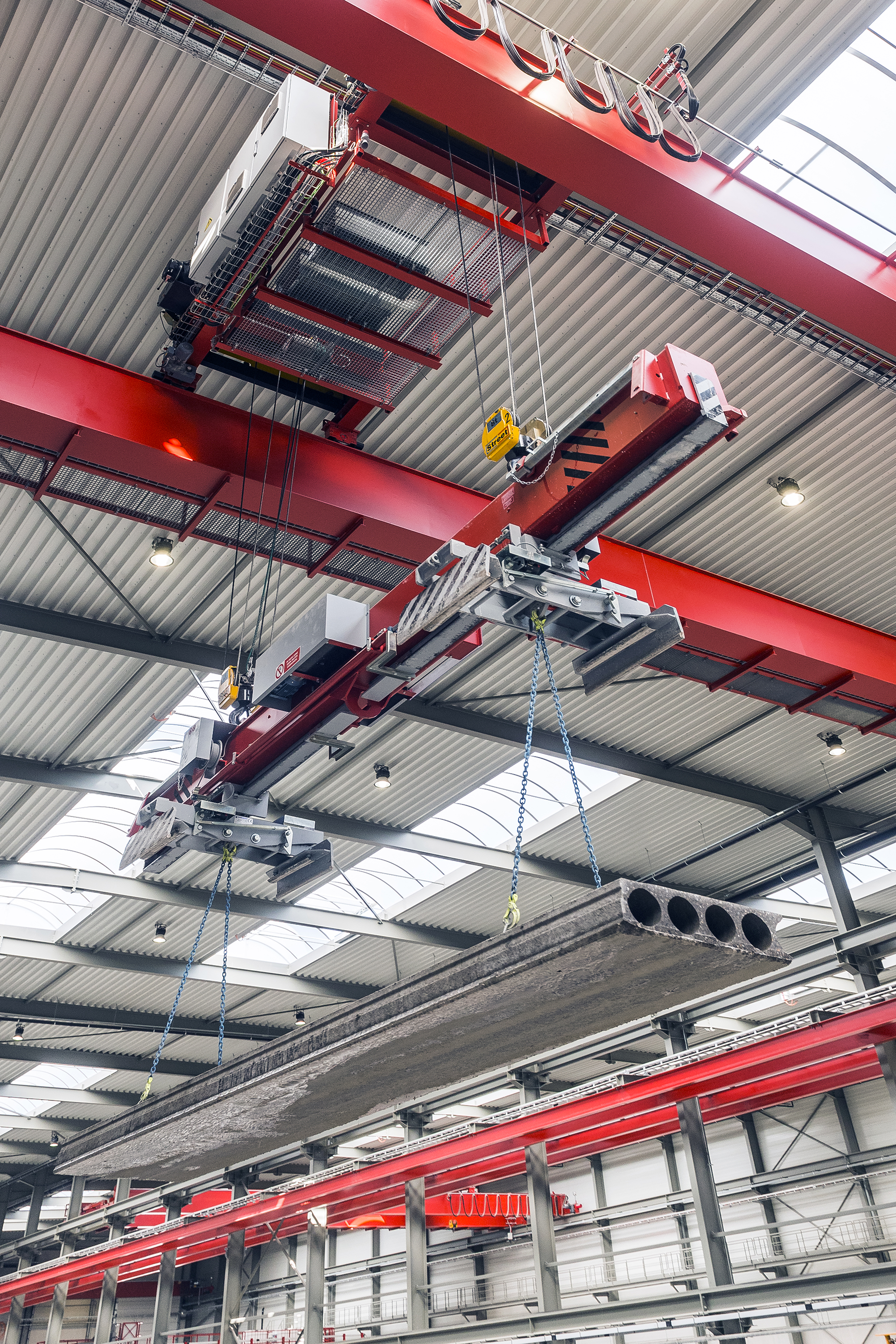 TCS_Timmers_DBK 2x 8t - 23 m dual girder overhead cranes equipped by intelligent motion control